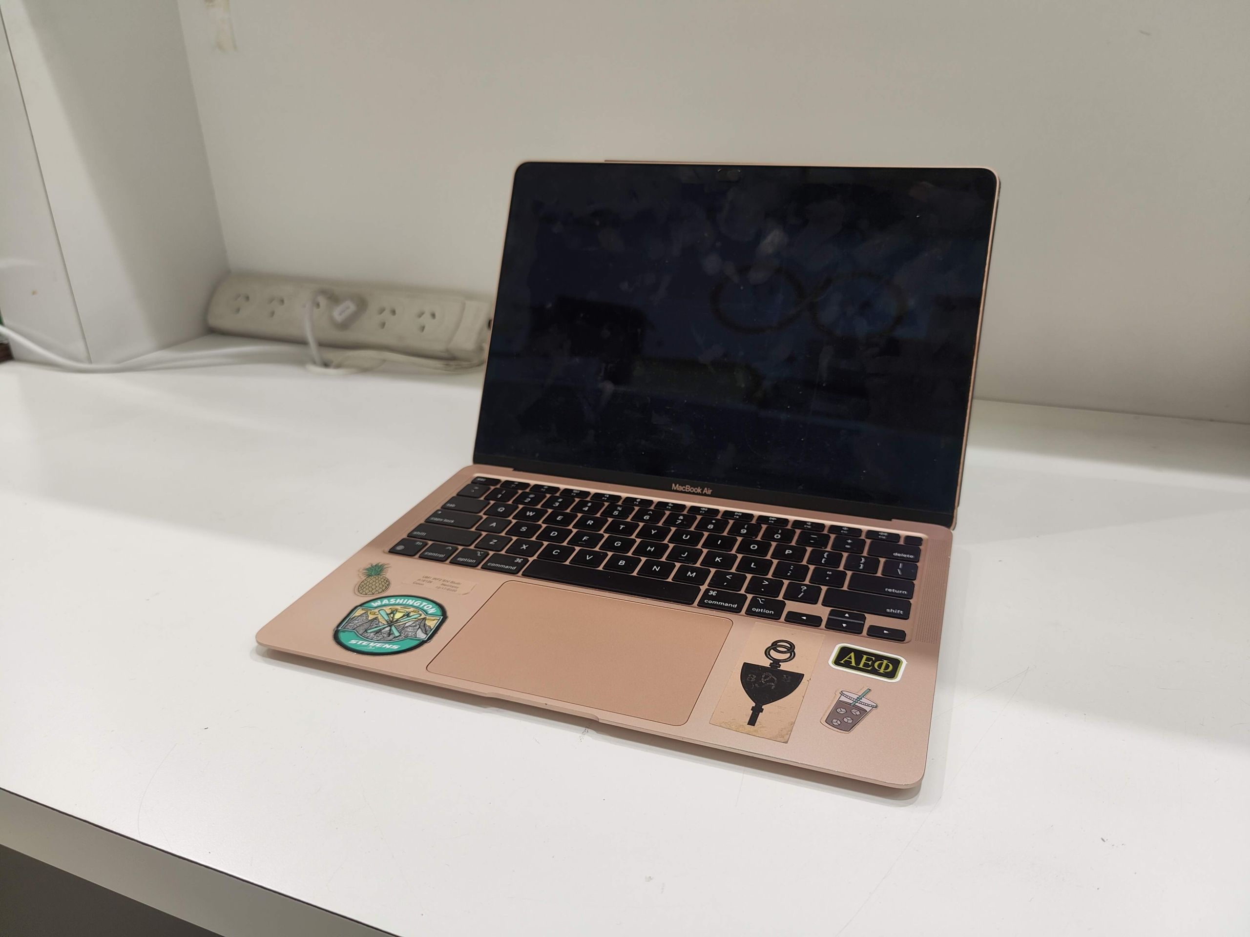 13-inch Apple MacBook Air laptop black screen problem 13-inch Apple MacBook Air laptop black screen problem