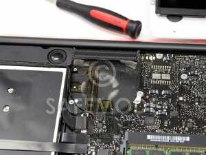 Apple MacBook Pro Unibody 13-inch A1278 Laptop Screen and LED Cable Repairs