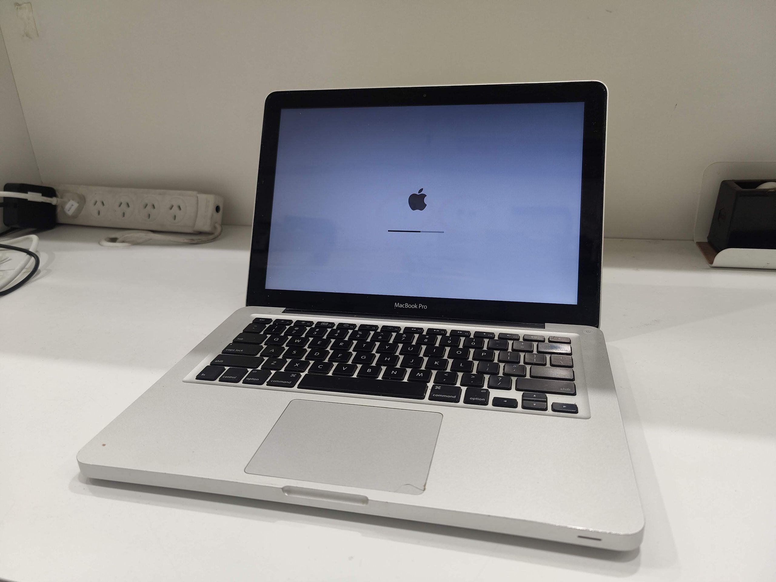 IMG20230627104551 Opened-2010-MacBook-Pro