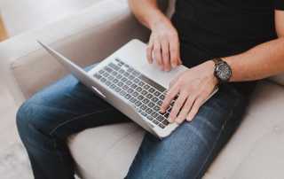 Apple Macbook laptop