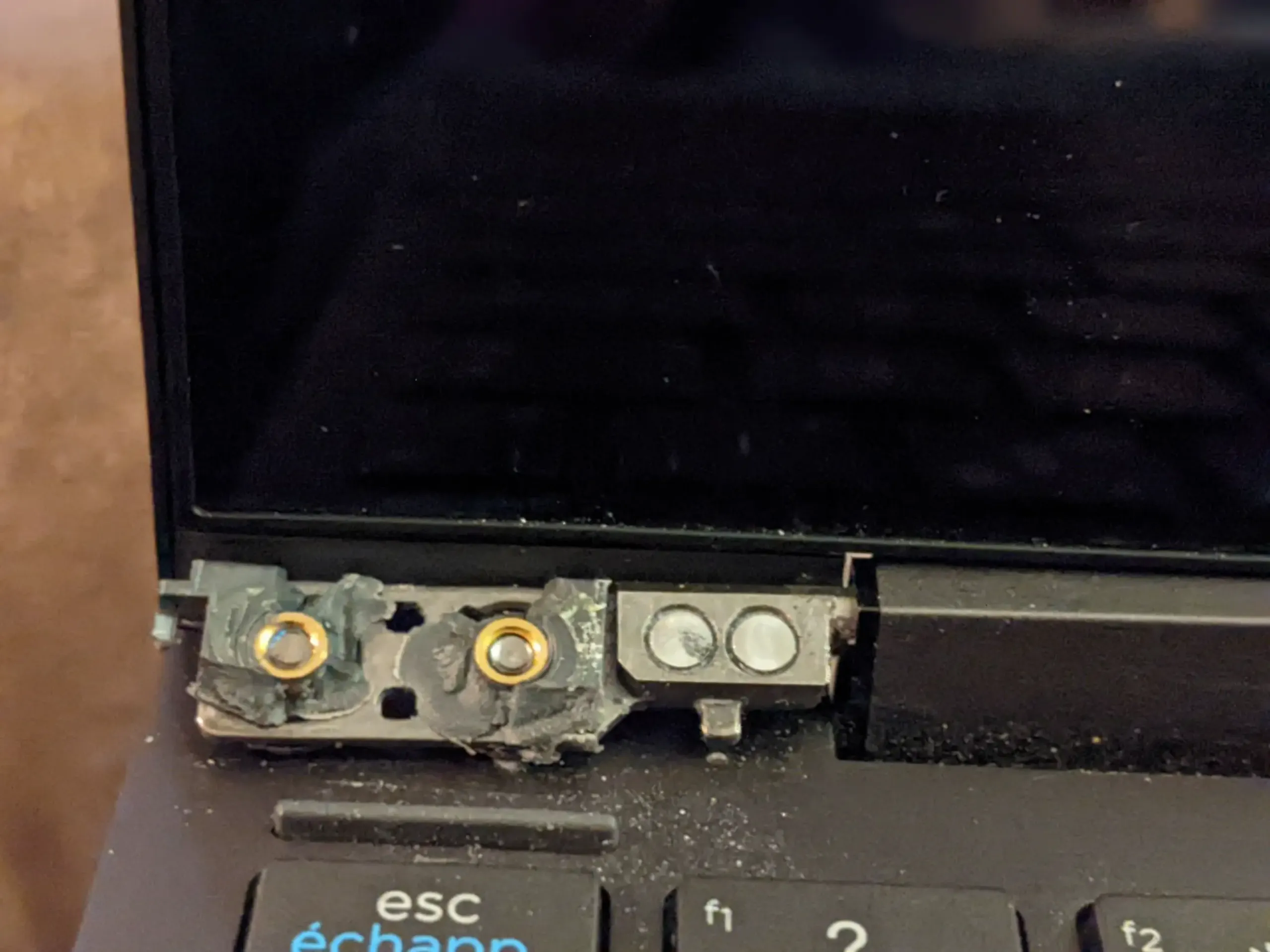 HP Envy x360 laptop with hinge broken HP Envy x360 laptop with hinge broken