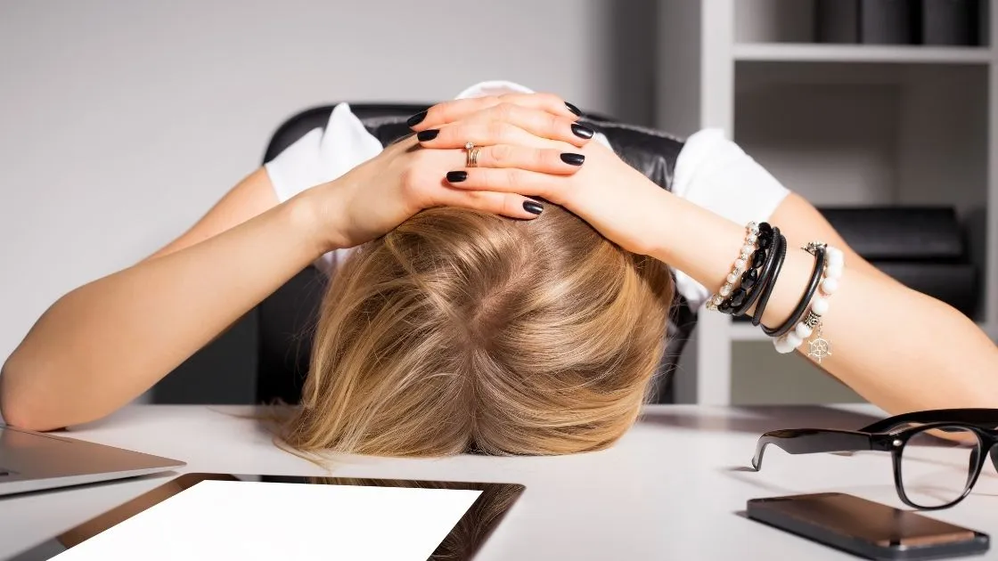woman frustrated with computer